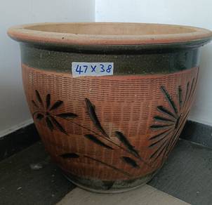 Clay flower pot 47x38cm (Used)