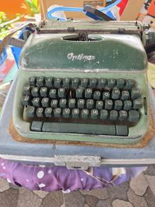 mechanical typewriter