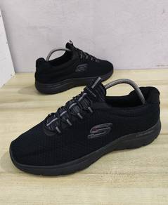 Kasut Skechers Slip On Bertali  7.5uk