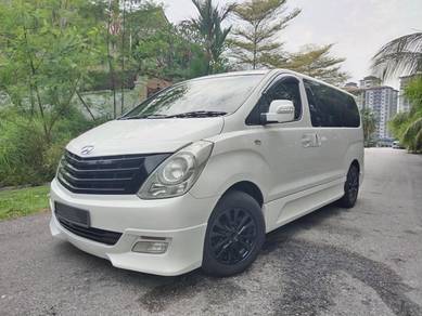 2013 Hyundai Grand Starex ROYALE