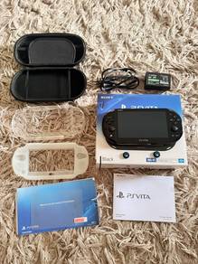 PSVita 2000 Slim — Full Set (Modded + 92 Games)