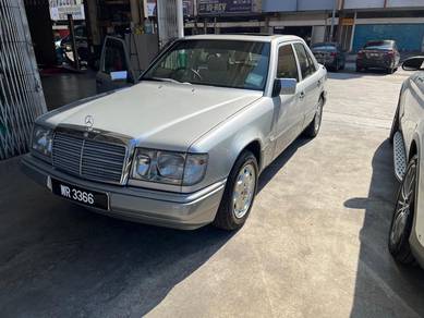 Mercedes Benz 230E in Cheras, KUL