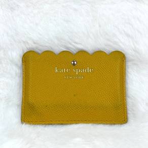 Kate Spade yellow scalloped pebbled cardholder