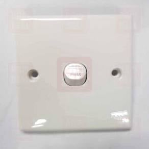 (PDM-0389) CLIPSAL Switch Press