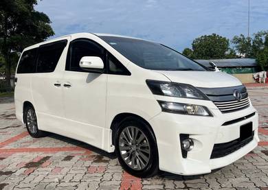 Toyota Vellfire Z GOLDEN EYES in Ampang, SGR