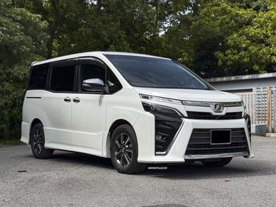 Toyota Voxy ZS KIRAMEKI in Ipoh, PRK