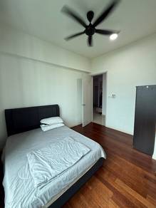 Condominium For Rent in The Vyne