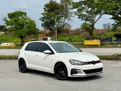 Volkswagen Golf TSI in Sungai Besi, KUL