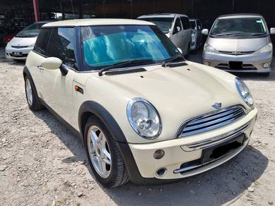 Mini Cooper in Klang, SGR