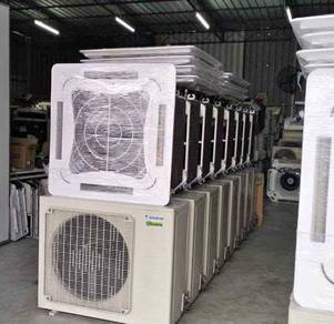 Daikin ceiling cassatte aircond J164