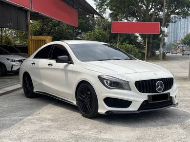 Mercedes Benz CLA180 180 AMG in Cheras, SGR