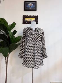 Cetra blouse in geometri | baju jalan