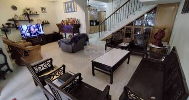 2-storey Terraced House For Sale in Seri Kembangan,SGR
