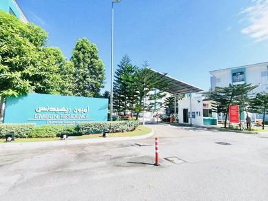Townhouse Condo For Sale in Embun Residence