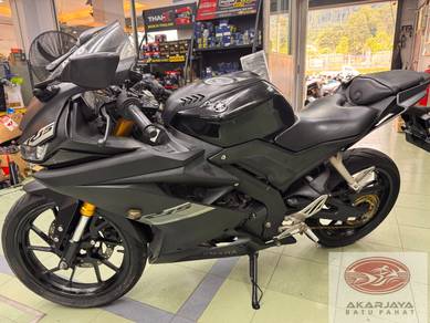 Yamaha R15