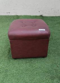 YE99AD Kerusi Bangku Square Stool Chair PU Maroon