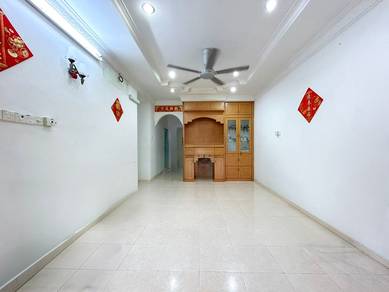 Semi-Detached House For Sale in Lunas,KDH