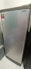 Peti Ais 1 Pintu