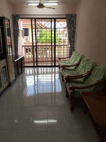 Apartment For Sale in Taman Pandan Apartment