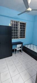 Room in Damansara Damai, SGR