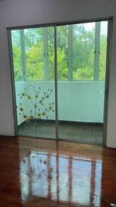 Condominium For Sale in Seri Borneo Kondominium