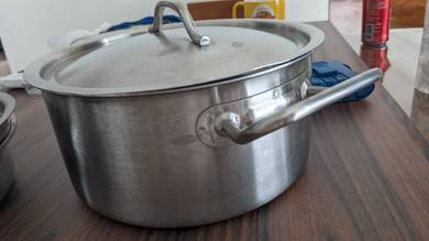 Vita craft two handled stainless steel pot