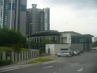Condominium For Sale in The Vyne
