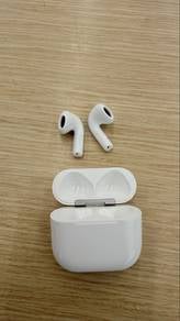 Apple Airpods 4 ANC (active noise cancellation)