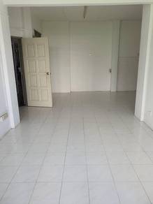 Apartment For Sale in Tanjung Court