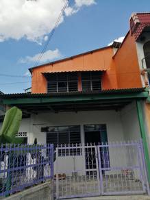 Cluster House For Sale in Sikamat,NSN