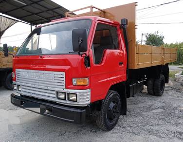 lori daihatsu tipper 3ton Diesel hijau