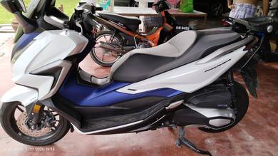 Honda Forza 250