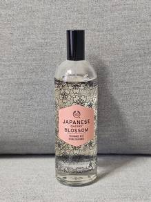 The Body Shop Japanese Blossom Fragrance Mist