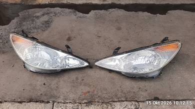 No 15-10-1 Toyota Estima Acr30 Hid Headlamp Jpn