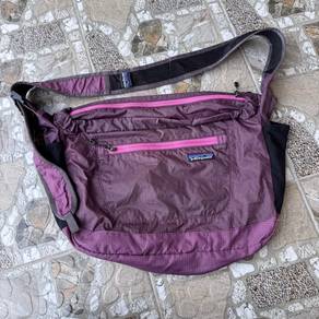 Patagonia Lightweight Travel Courier bag 15L