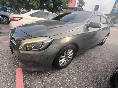 Mercedes Benz A180 180 URBAN LINE (CBU) in Bukit Jalil, KUL