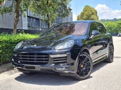 2015 Porsche Cayenne GTS GTS