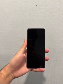 Samsung S20 plus (limited bts edition)