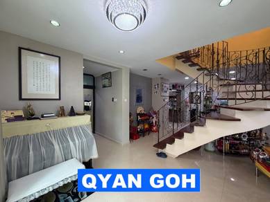 Semi-Detached House For Sale in Gelugor,PNG