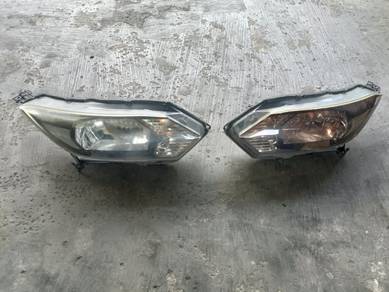Honda hr-v head lamp