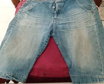 Seluar Pendek Denim
