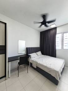 Room in Tanjong Tokong, PNG