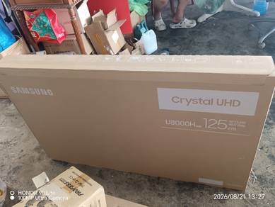 Samsung Crystal UHD U8000H 50-inch (125 cm) TV.