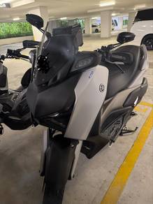 Yamaha XMAX