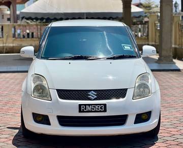 Suzuki Swift PREMIER in Bachok, KTN