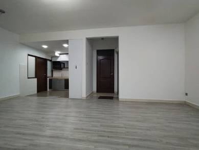 Condominium For Sale in Villa Park