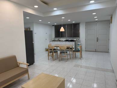 Condominium For Rent in U-Garden
