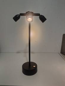 lampu meja camping rechargeable 