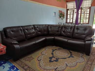 Sofa n table