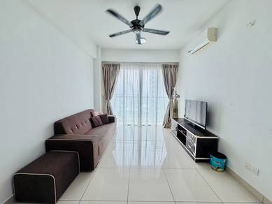 Condominium For Rent in Tropicana Bay Residences @ PWC